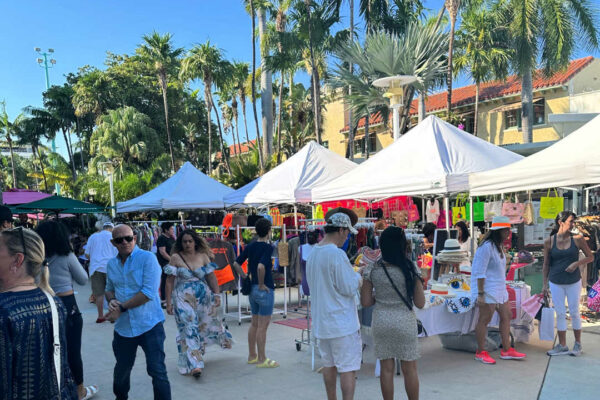 Visitors enjoying the famous Lincoln Road Antique Market - Miami Beach