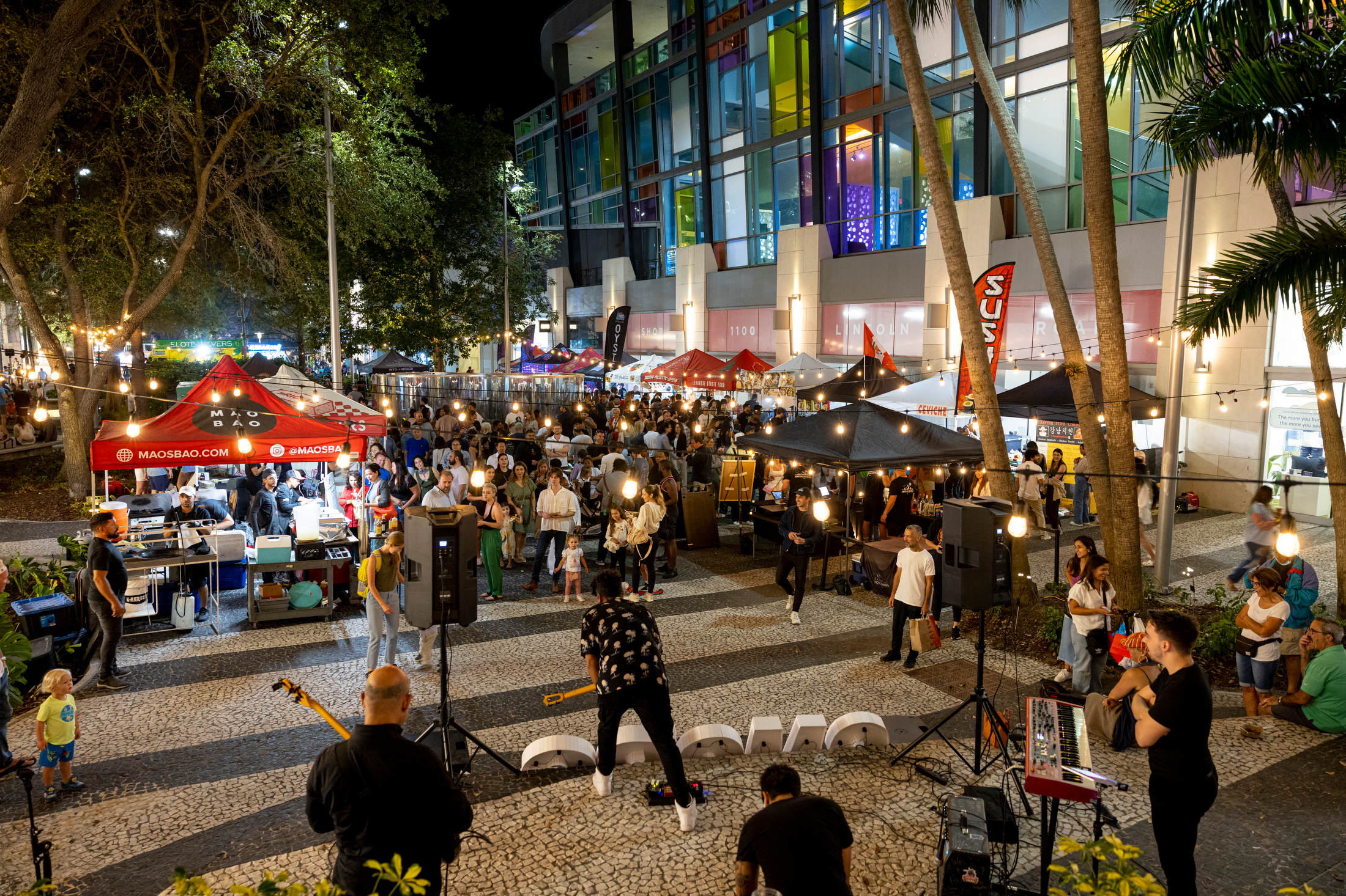 SMORGASBURG #OnLincoln – FRIDAYS 1100 Block